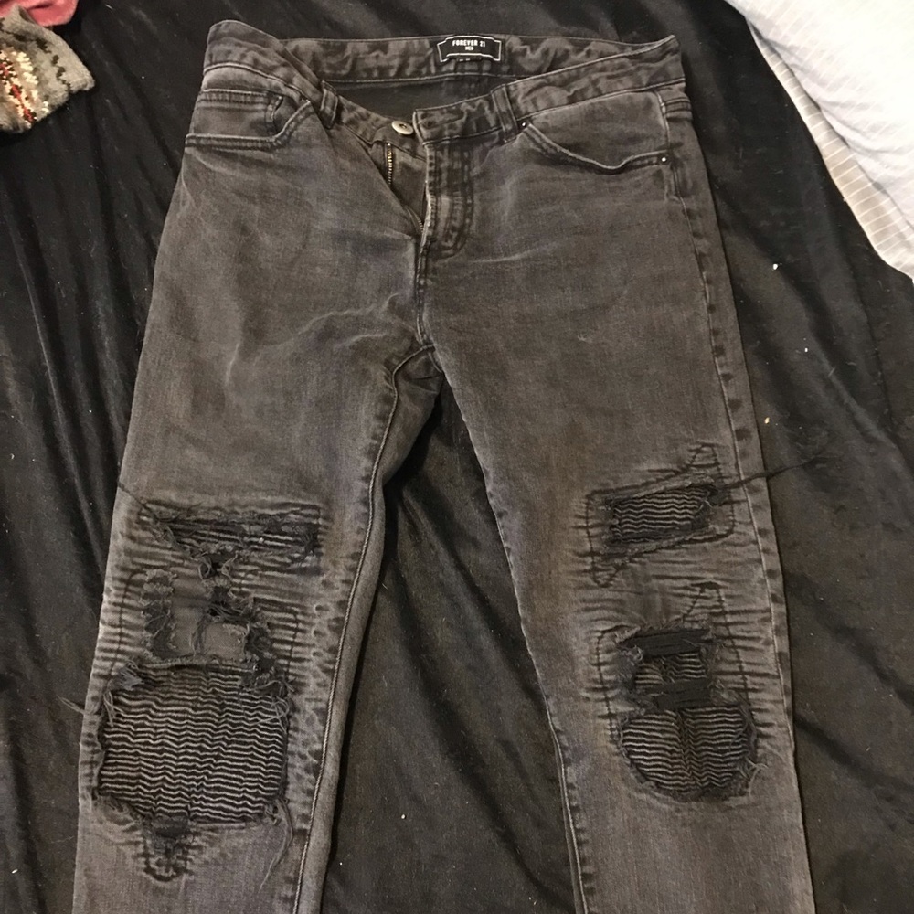Black distressed jeans